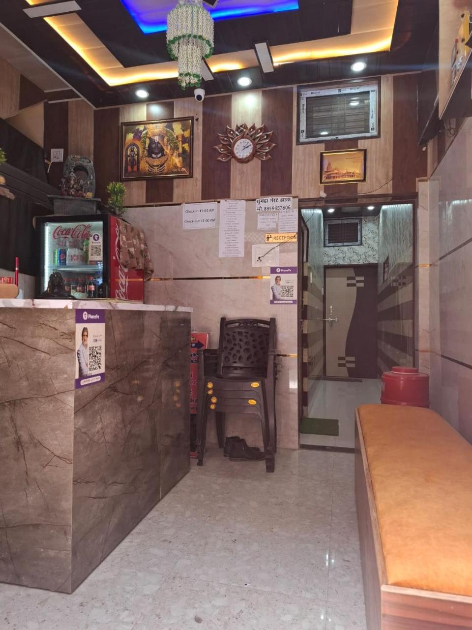 Hotel Sgh Subhadra Guest House Ayodhya Esterno foto