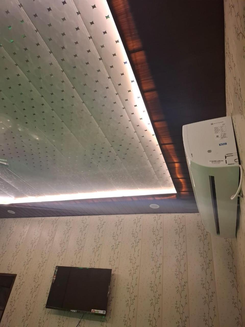 Hotel Sgh Subhadra Guest House Ayodhya Esterno foto